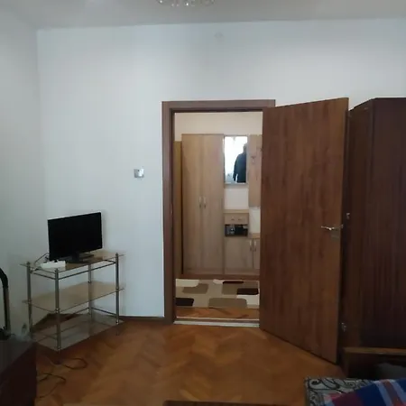 27 юли 3 бюджет Appartement