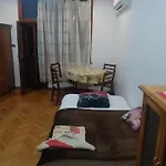 27 юли 3 бюджет Apartment *